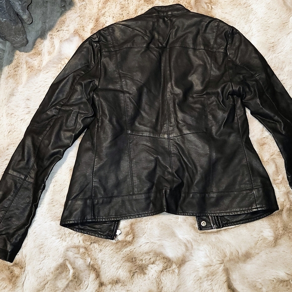 Jacket - Picture 2 of 2